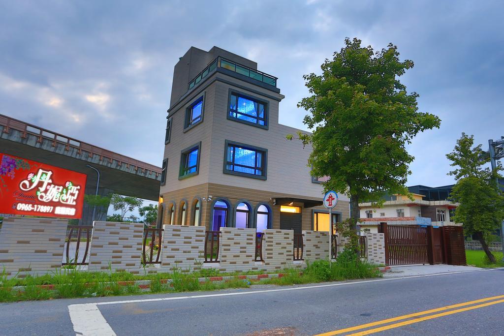 Dania Garden Bed & Breakfast Luodong Dış mekan fotoğraf